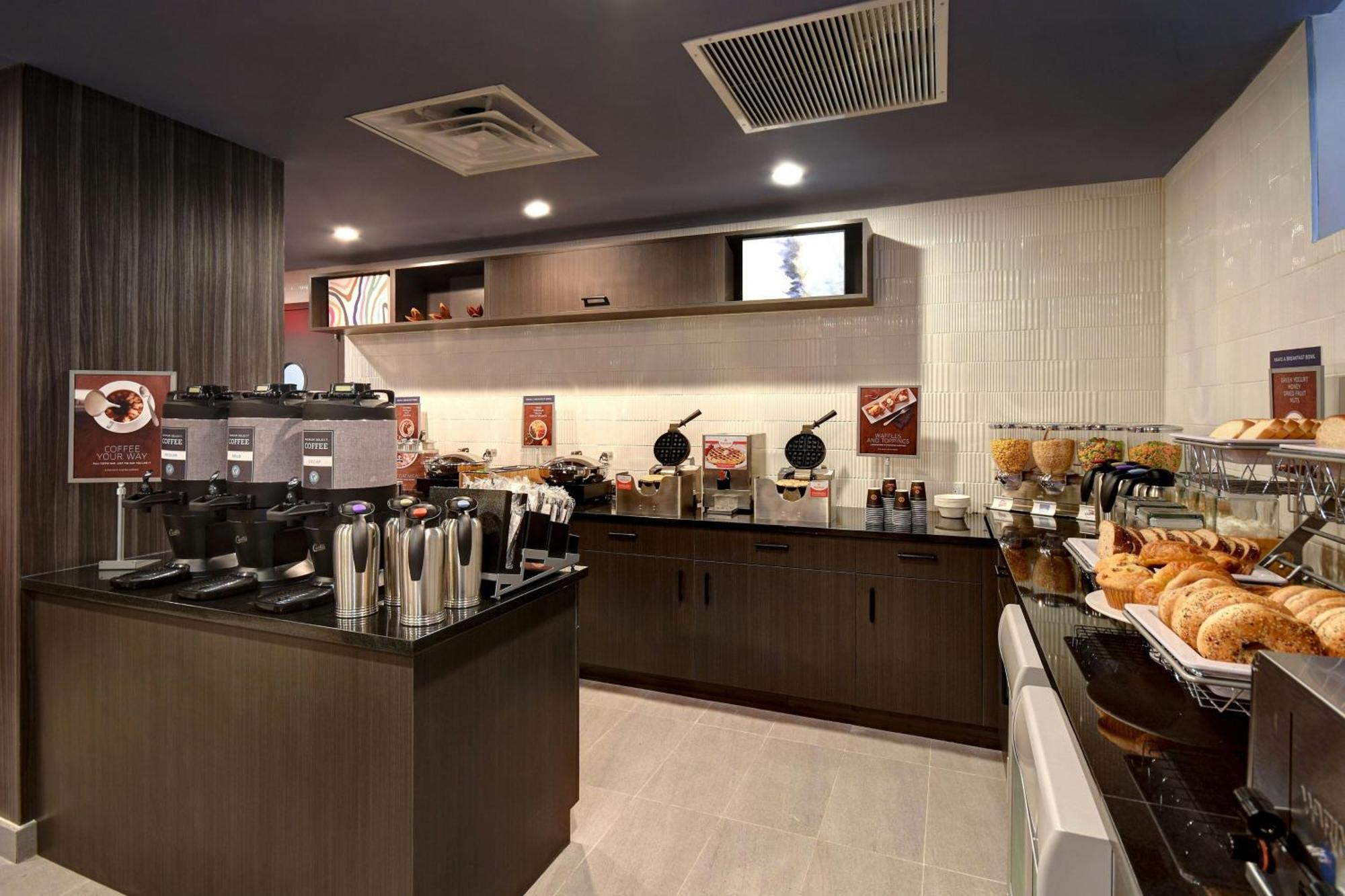 Springhill Suites By Marriott New York Midtown Manhattan/Park Ave Экстерьер фото